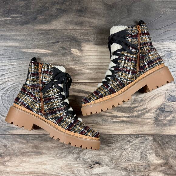 NIB Steve Madden 8M Rainier Lace Up Lug Sole Ankle Boots Rust Multi Studded - Picture 3 of 12